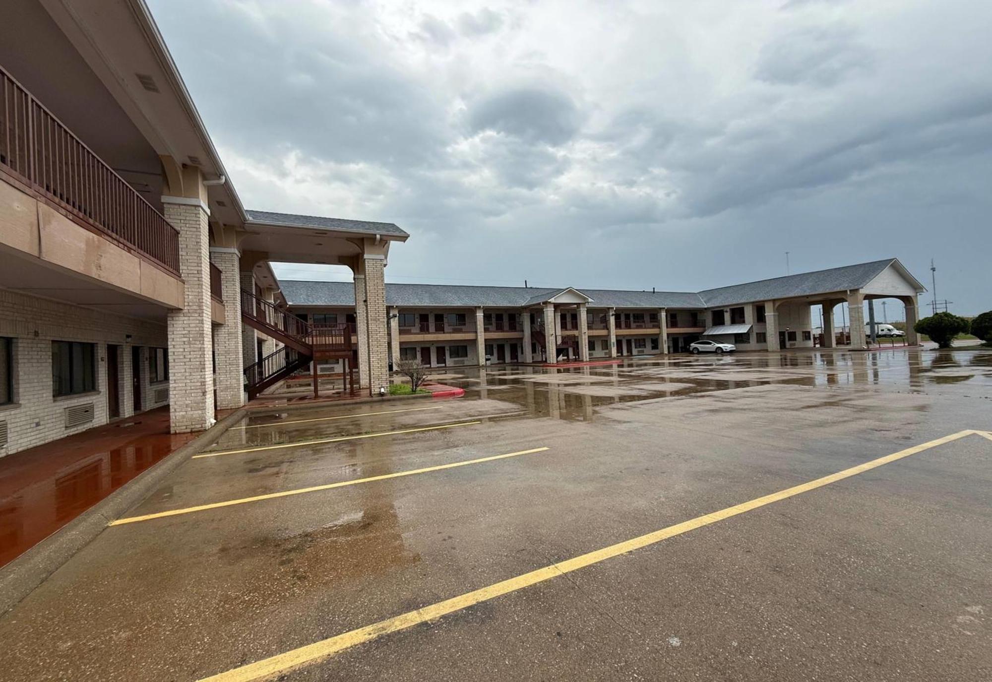 Inn Of Navasota Hotel Exterior foto